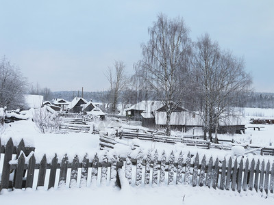 冬天村里的房子图片