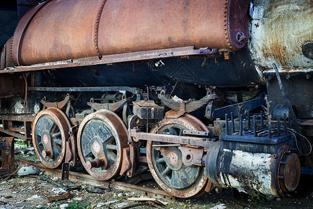 旧蒸汽机车轮图片