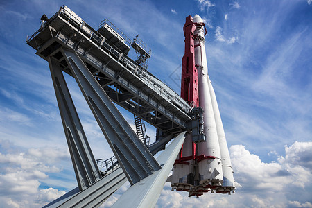 发射台上的火箭旅行高清图片素材