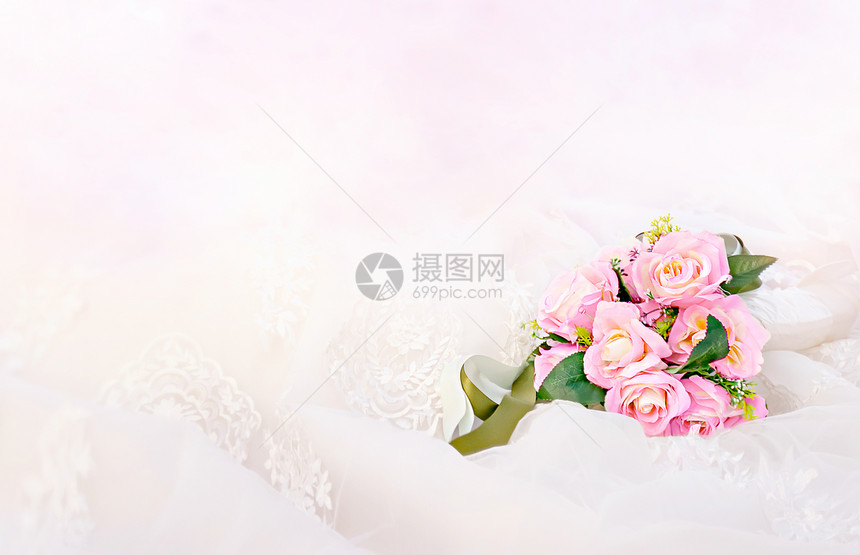 美丽的鲜玫瑰花束朵束图片