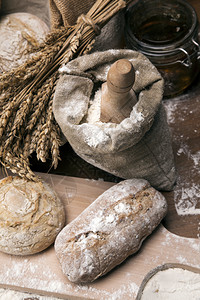 面包机概念新鲜面包图片