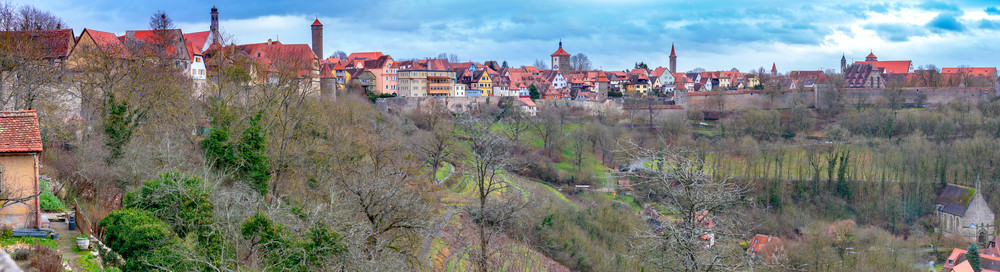 历史城市石塔和中世纪建筑的全景罗德堡陶伯巴伐利亚德国古代中世纪城市图片