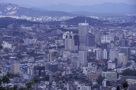 南韩国首尔市中心塔东亚西南韩国首尔206年5月背景图片