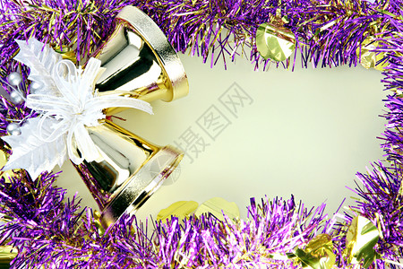 金铃和装饰带可以在圣诞节和新年使用图片