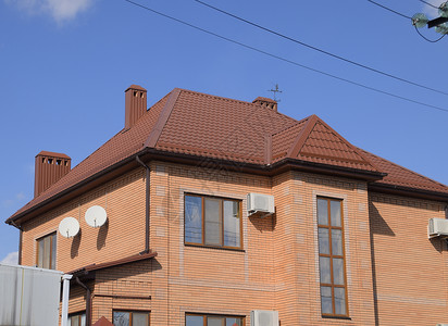 屋顶上装饰的金属瓷砖屋顶的种类房顶上的装饰金属屋顶上的装饰金属房屋顶上的装饰金属背景图片