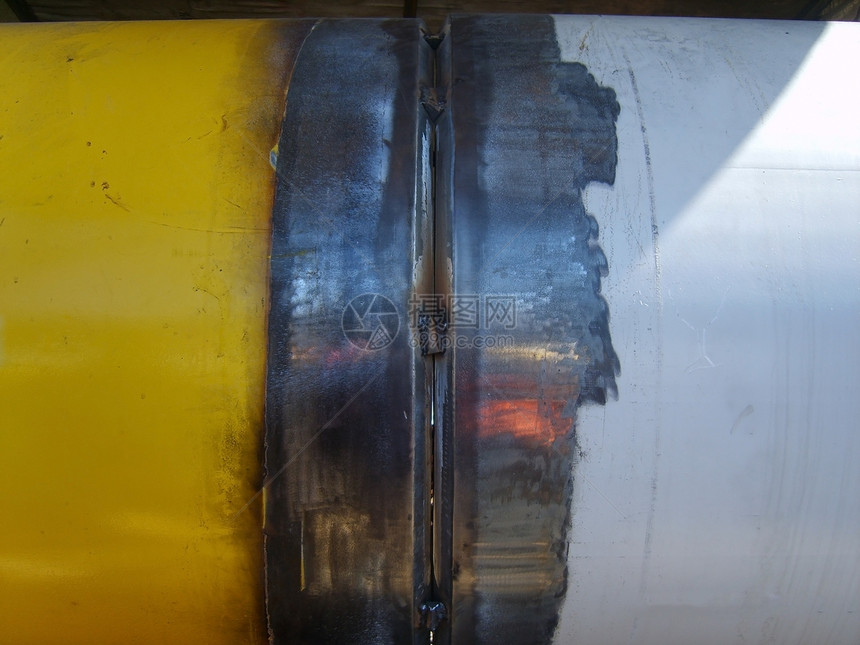 管道上焊接缝合点焊连技术图片
