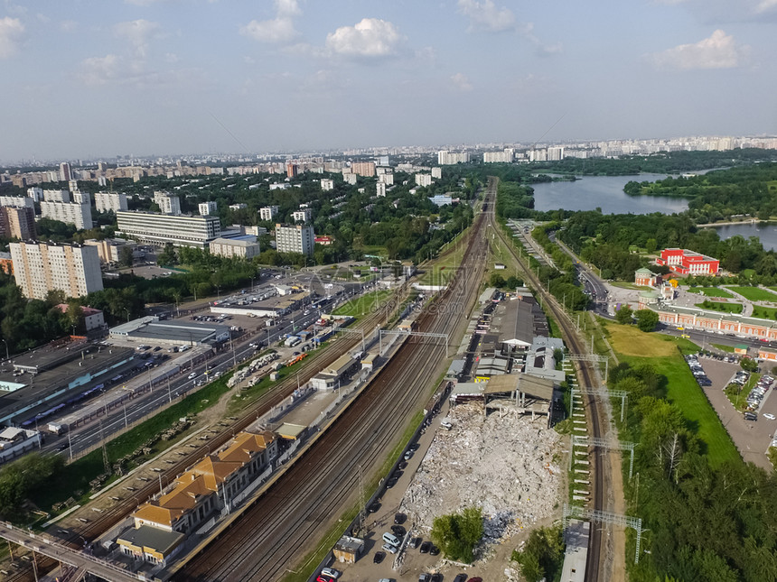 莫斯科市的顶端景色城市的建筑道路和其他基础设施从上面看城市景色从上面看城市景色图片