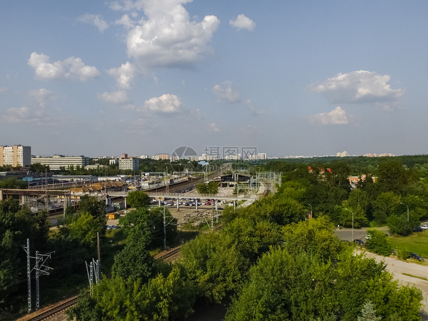 莫斯科市的顶端景色城市的建筑道路和其他基础设施从上面看城市景色从上面看城市景色图片