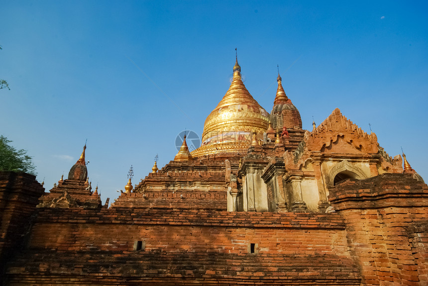 缅甸巴根Bagan2017年月3日佛教宗建筑金庙巴根GoldentemplesBagan佛教宗建筑缅甸仰光SwetawMyatb图片