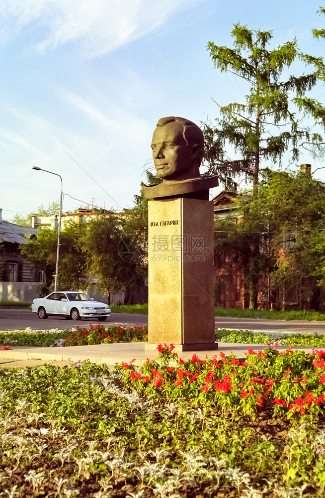 201年7月日俄罗斯克拉诺亚尔地区伊库茨尤里加林被击获的纪念碑图片