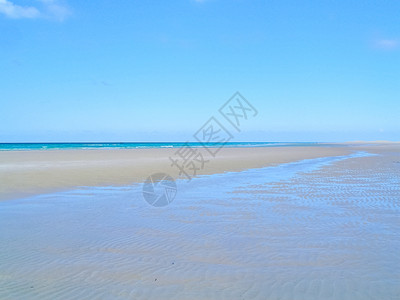 也门海岸空荡荡的海滩也门海岸空荡荡的海滩也门海岸空荡荡的海滩背景图片