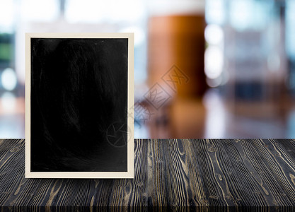 餐饮中黑色板木头的空可用于展示产品图片