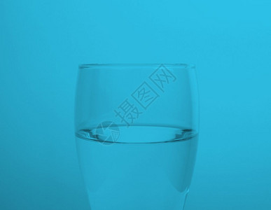 纯静水的蓝色玻璃背景图片