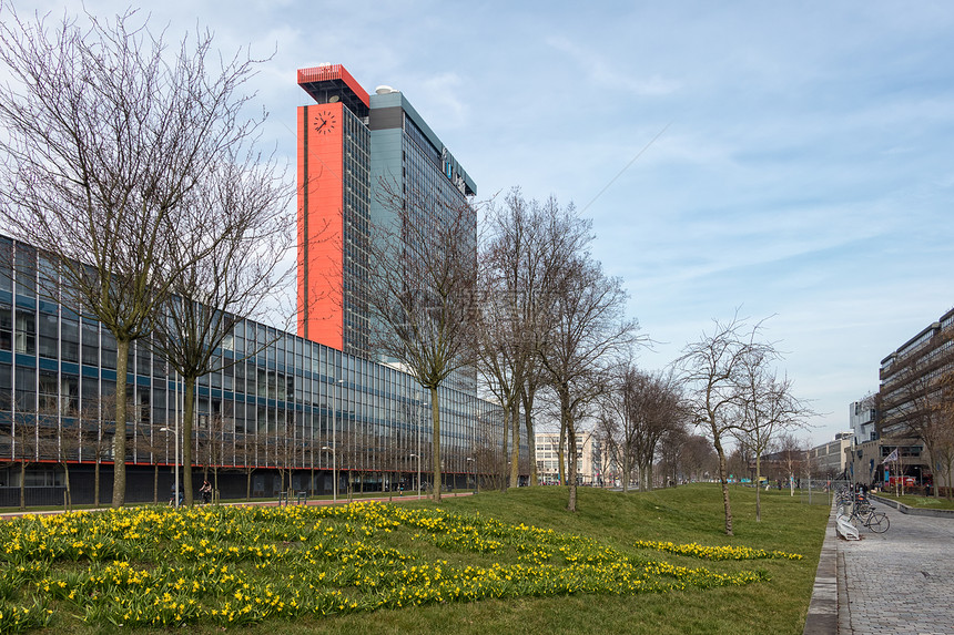 荷兰技术大学Delft校园内有建筑物和露天自恋田地Delft校园内有建筑物和露天自恋田野Delft校园技术大学内有建筑物和露天自图片