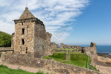 苏格兰圣安德鲁斯北海附近的中世纪城堡被摧毁苏格兰圣安德鲁斯的中世纪城堡被摧毁背景图片