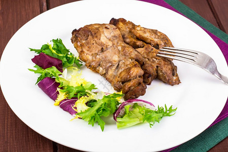 蛋白质碳水化合物营养概念鸡肉和生菜工作室照片鸡肉和生菜图片