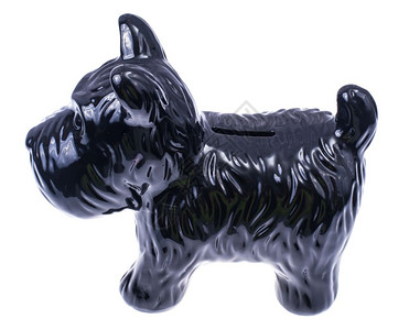 白色背景隔离的黑狗雕像背景图片