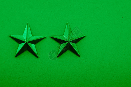 绿色背景的恒星图片