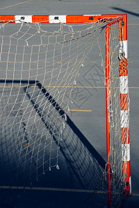 西班牙毕尔巴鄂市的街头足球背景图片
