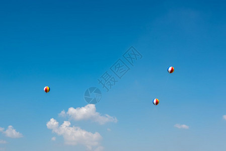 与蓝色天空对齐复制间用于编辑与蓝色天空对齐复制间与蓝色天空对齐复制间背景图片