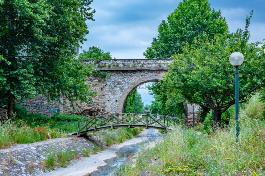 土耳其布尔萨古老的Setbasi桥图片