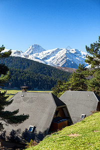 美丽的法国比利牛斯山脉风景图片