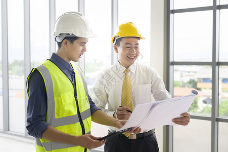 建造师工程人员是具有办公室蓝图的分析建筑计划工程人员是具有办公室蓝图的分析建筑计划背景