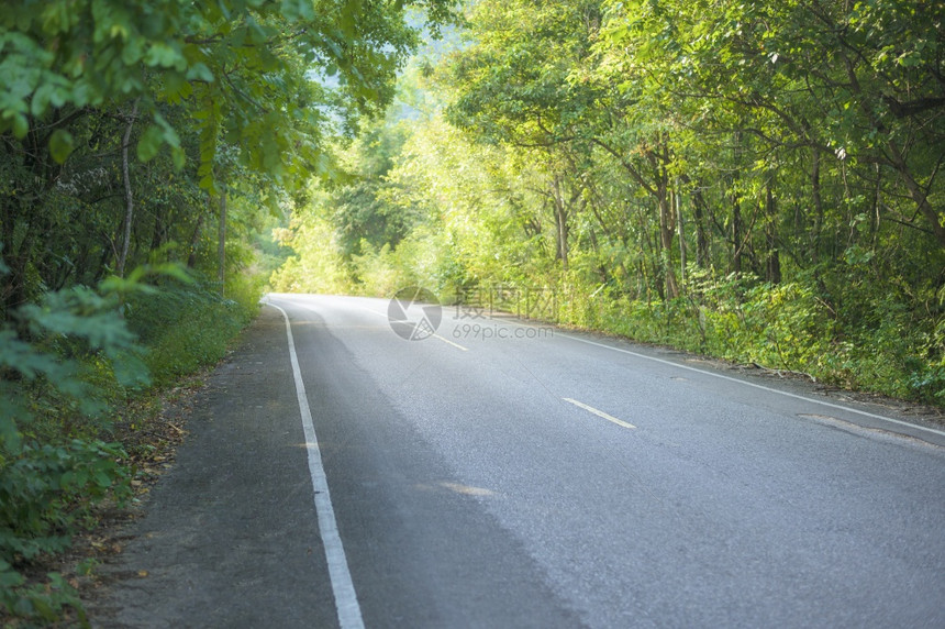 roadsidelanealongcountryroadscenicalleycurvedroadfieldcurveroads图片