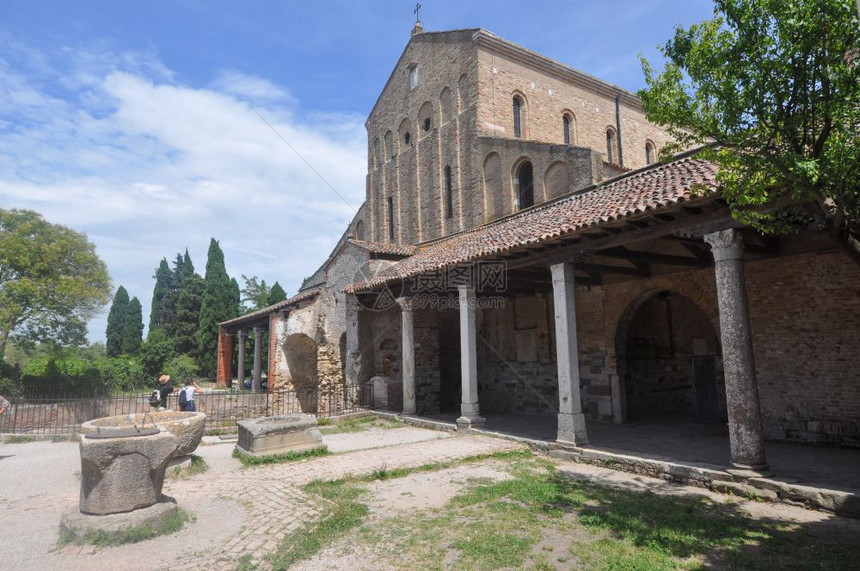 意大利威尼斯SantaMariaAssunta巴西里卡和SantaFosca意大利威尼斯的Torcello教堂图片