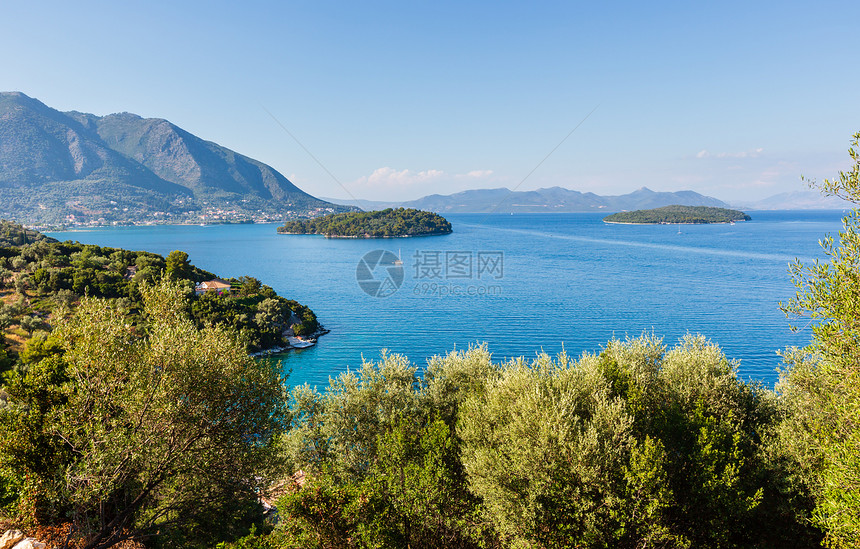 美丽的夏令营莱夫卡达海岸线景观尼德里希腊爱奥尼亚海图片