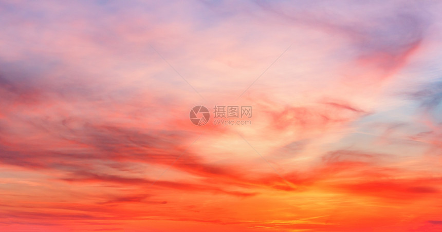 紫色的日落暮光夜天空背景图片