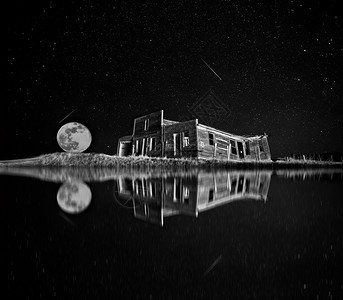 古城夜星满月萨斯喀彻温加里利图片