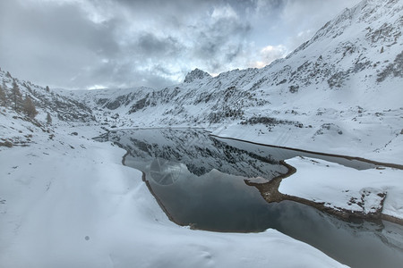 雪域公园的景观图片