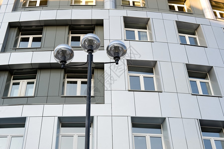 波德希瓦洛夫现代建筑用街灯对付建筑金属墙图片