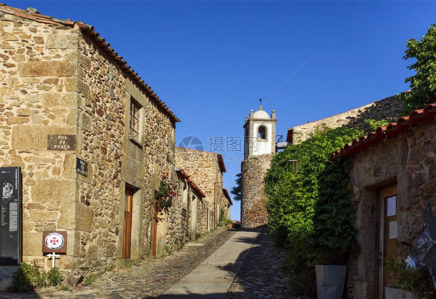 巴比肯领导对通往钟塔的可腐烂街道和葡萄牙历史CasteloRodrigo村的街道计划看法村庄图片