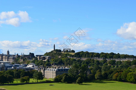 爱丁堡苏格兰老城景色优美华丽的观城市图片