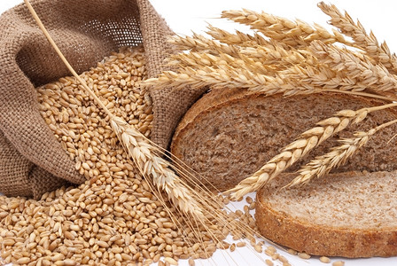 食物农业面包袋小麦和耳朵植物图片