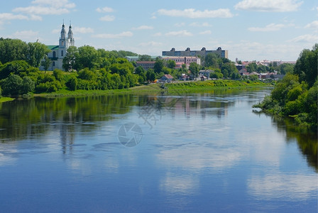 户外蓝色的德维娜白俄罗斯的主要河流之一西德维纳河图片