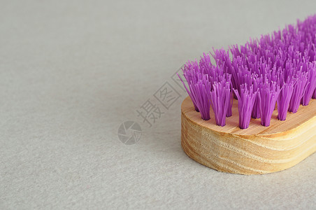一把刷子工具颜色紫的图片