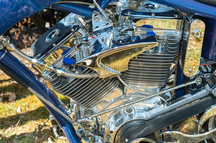 金属力量高反射铬强机动摩托车发强大的图片