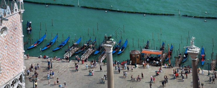 Venice城市长的全景哥多拉斯码头编辑08162历史一般的吊船背景图片