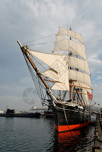 历史19日风世纪的帆船加利福尼亚州圣迭戈图片
