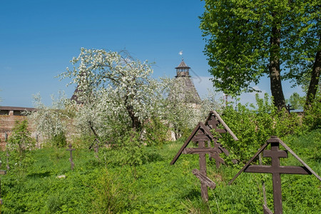 老的宗教一种俄罗斯亚拉夫尔寺院Yaroslavl的角落之一图片