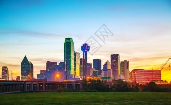 德克萨斯州团圆清晨达拉斯市中心概况塔图片