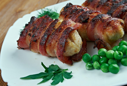 雀小牛肉服务协议Slavink荷兰肉类杂食土叫做半牛猪包在培根里图片