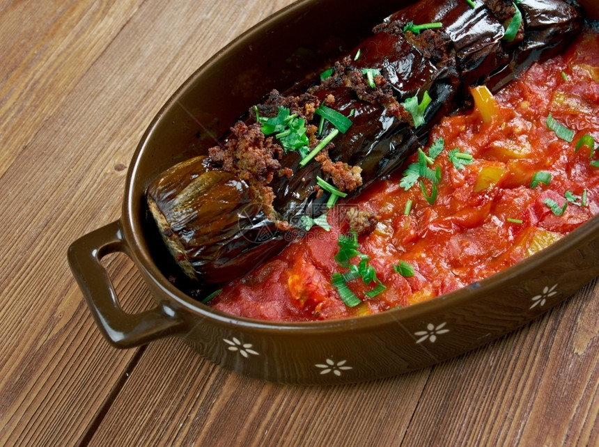 贝里蔬菜UrfaPatlcan烤肉串Belikrk土耳其酿茄子煮熟的图片