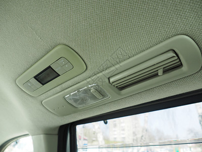 调理内部的汽车灯照明上有空调烤炉控制板灰色大礼服装饰室内灯光自动旅行图片