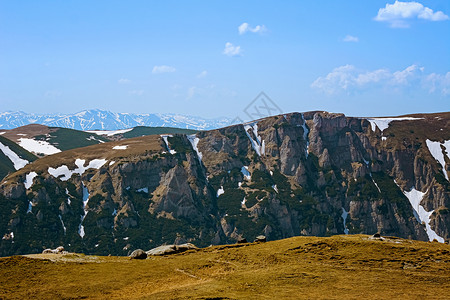 人们欧洲罗马尼亚布吉山南喀尔法提人发山脉图片