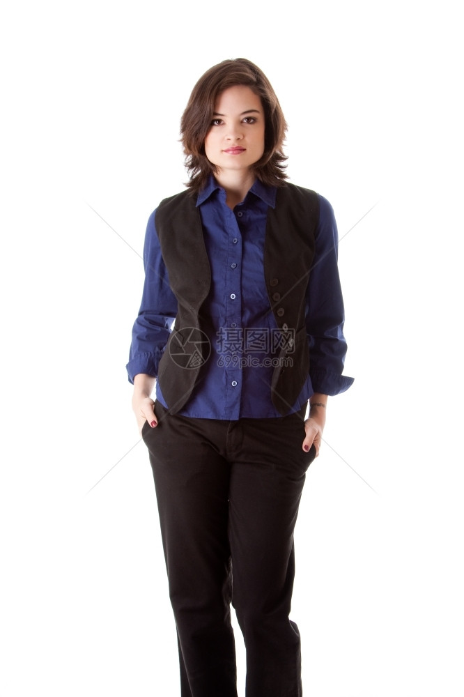 蓝色的摄影身穿上衣和黑夹克孤立无援的年轻黑人商业女学生妇站着手在口袋里穿着蓝衬衫和黑色外套行政人员图片