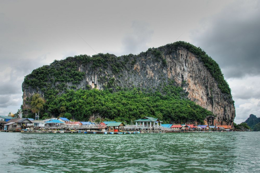 泰国Krabi附近一个多彩的渔民社区海东方的渔夫图片